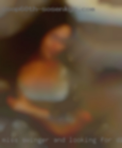 Miss swinger and looking for discrete workshop hook ups near Maryland.
